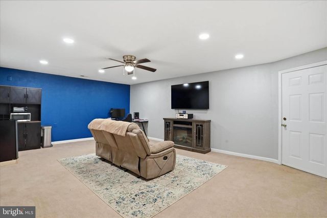 490 JOCELYNE CT, Front Royal, VA 22630