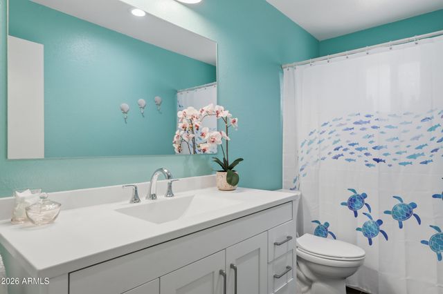 4135 E CARMEL Avenue, Mesa, AZ 85206