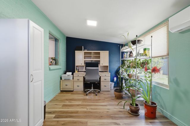 4135 E CARMEL Avenue, Mesa, AZ 85206