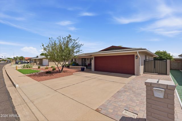 4135 E CARMEL Avenue, Mesa, AZ 85206