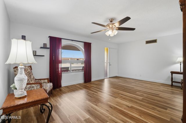 4135 E CARMEL Avenue, Mesa, AZ 85206