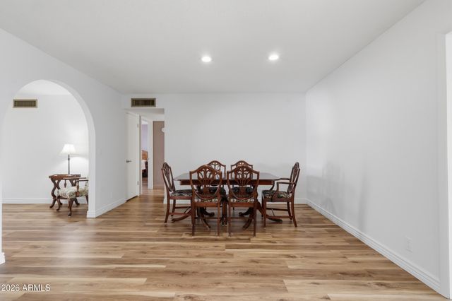 4135 E CARMEL Avenue, Mesa, AZ 85206