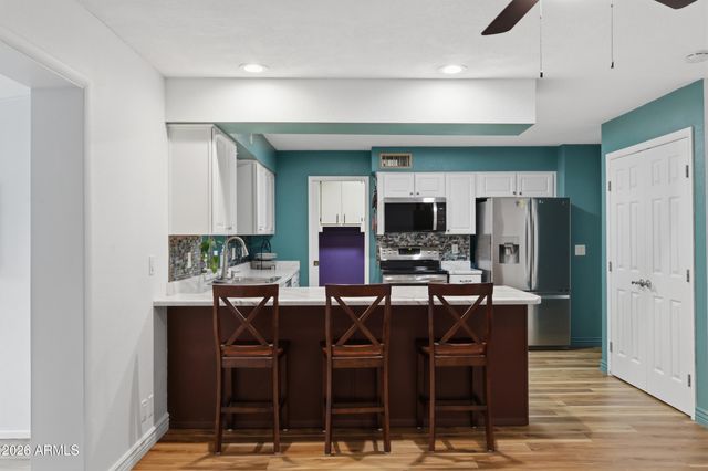 4135 E CARMEL Avenue, Mesa, AZ 85206