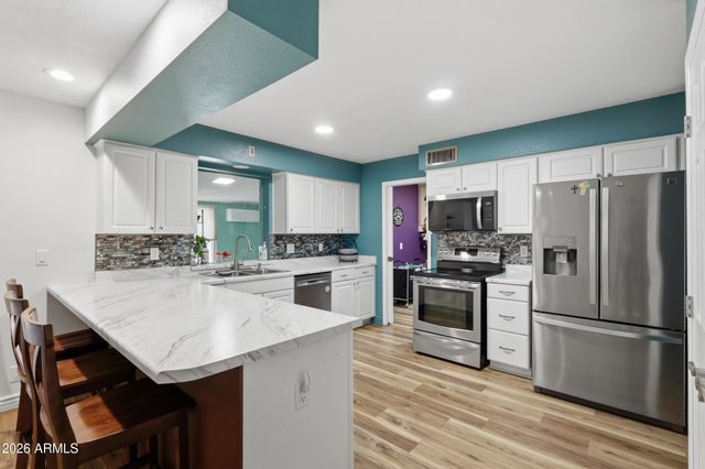 4135 E CARMEL Avenue, Mesa, AZ 85206