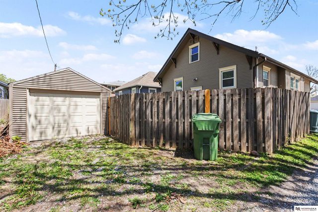 2729 N 46th Street, Lincoln, NE 68504