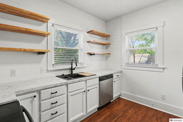 2729 N 46th Street, Lincoln, NE 68504