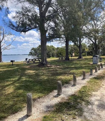 3721 116TH STREET W, Bradenton, FL 34210