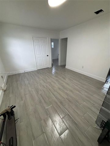 13425 NW 31st Ave 2, Opa-locka, FL 33054