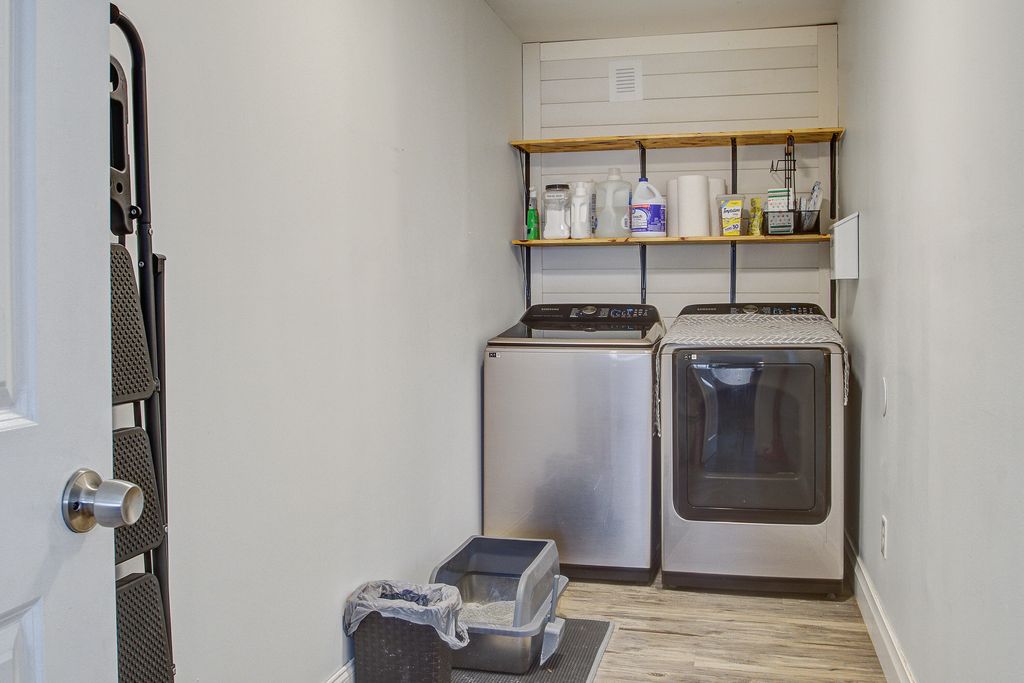 Image 15 of property listing at 1930 Varner Street, Summerville, SC 29486