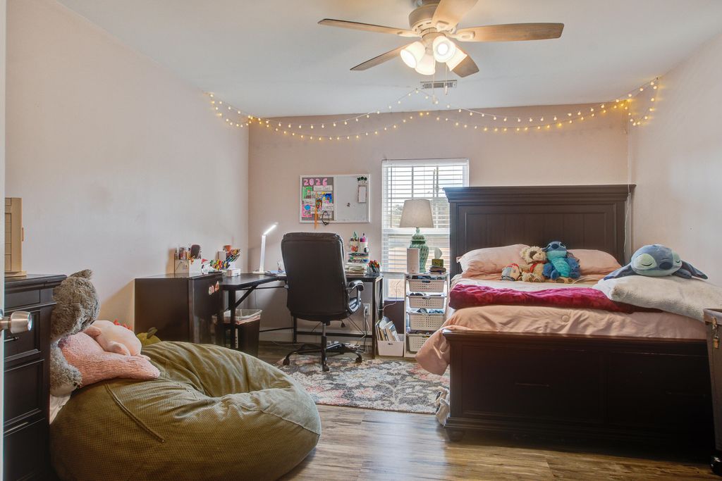 Image 16 of property listing at 1930 Varner Street, Summerville, SC 29486