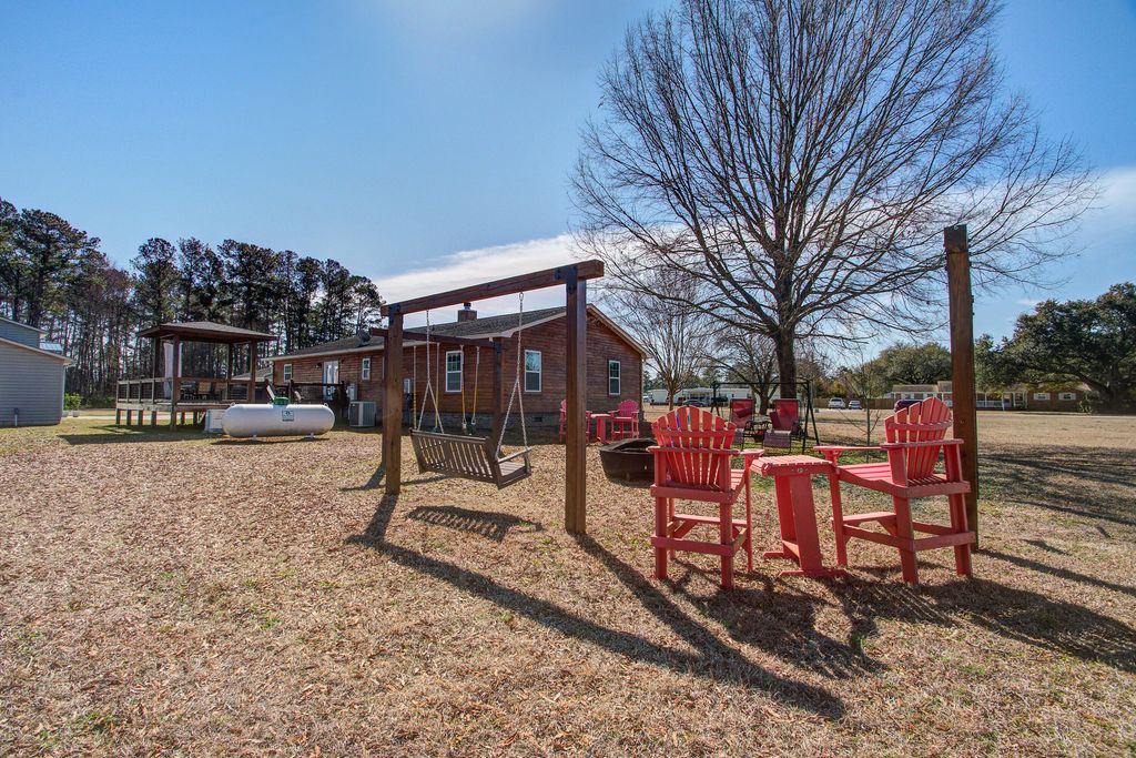 Image 29 of property listing at 1930 Varner Street, Summerville, SC 29486