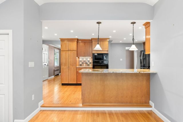 30 School Street, Milton, MA 02186