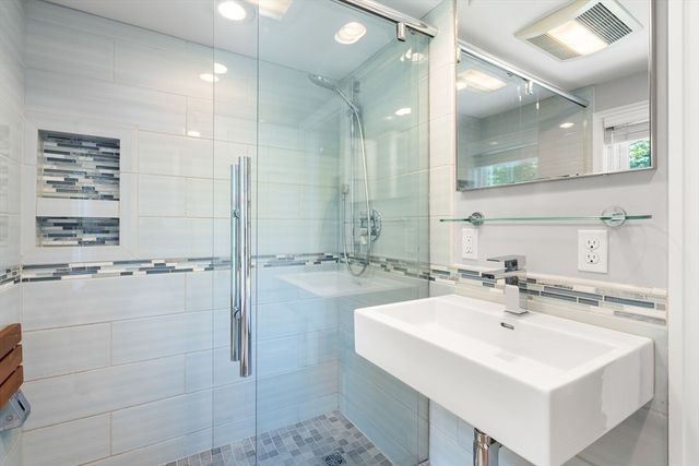 30 School Street, Milton, MA 02186