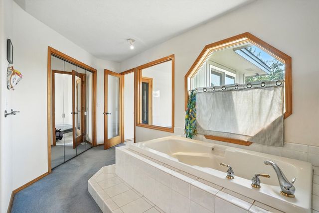 1607 E Wildflower Ln, Spokane, WA 99224