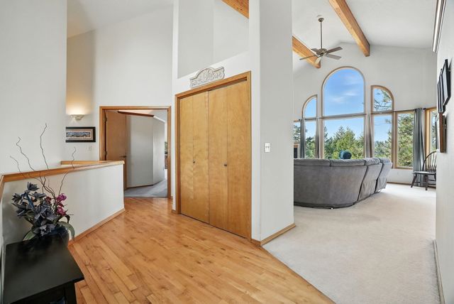 1607 E Wildflower Ln, Spokane, WA 99224