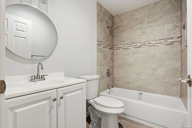 8434 Glen Shadow, San Antonio, TX 78239