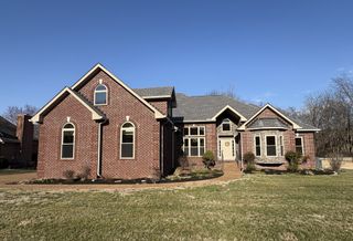 413 Barnes Dr, Lebanon, TN 37087