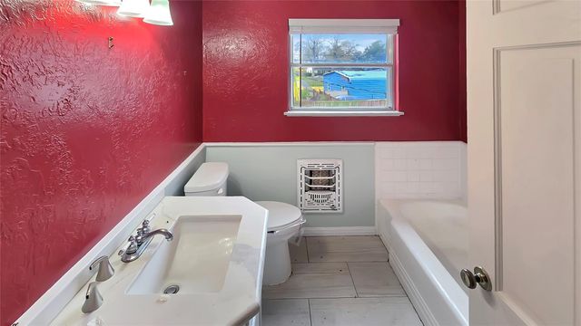 6275 Westgate Drive, Beaumont, TX 77706