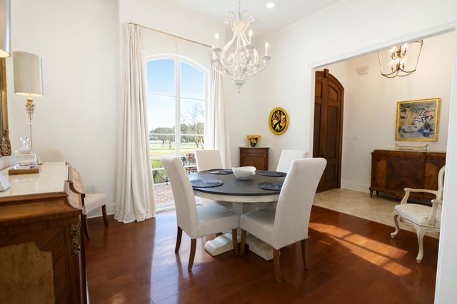 371 Myrtle Grove Dr, Houma, LA 70360