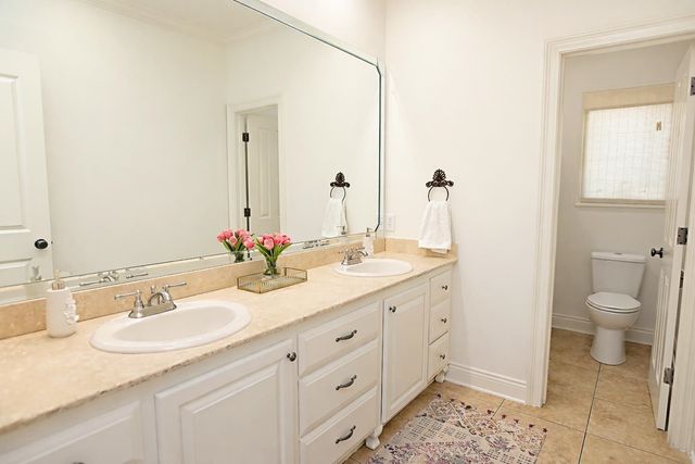 371 Myrtle Grove Dr, Houma, LA 70360