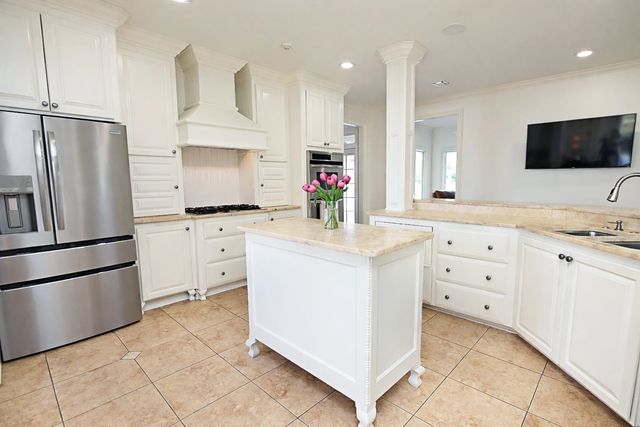 371 Myrtle Grove Dr, Houma, LA 70360