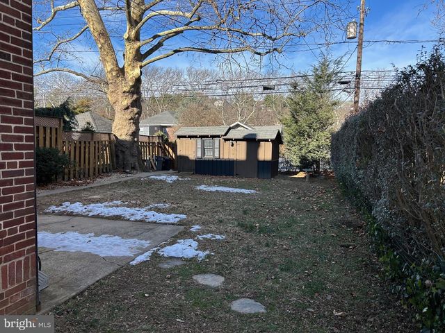 1407 DELAWARE, Wyomissing, PA 19610