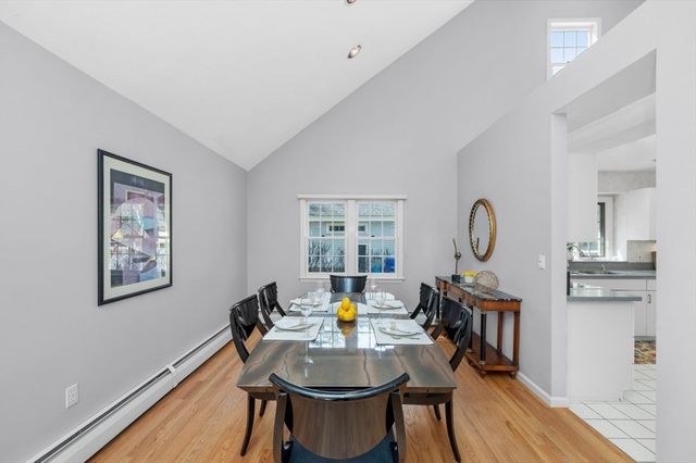 34 Pickman Drive 34, Bedford, MA 01730