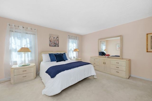 34 Pickman Drive 34, Bedford, MA 01730