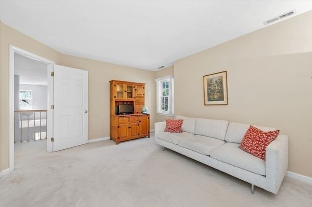 34 Pickman Drive 34, Bedford, MA 01730