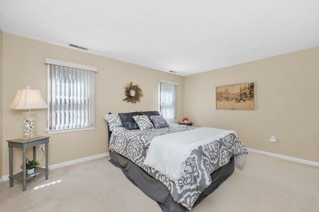 34 Pickman Drive 34, Bedford, MA 01730