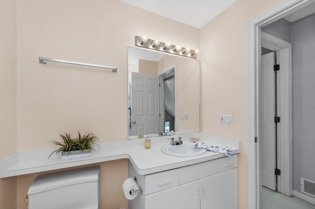 34 Pickman Drive 34, Bedford, MA 01730