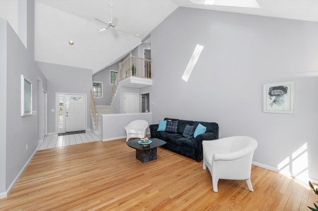 34 Pickman Drive 34, Bedford, MA 01730