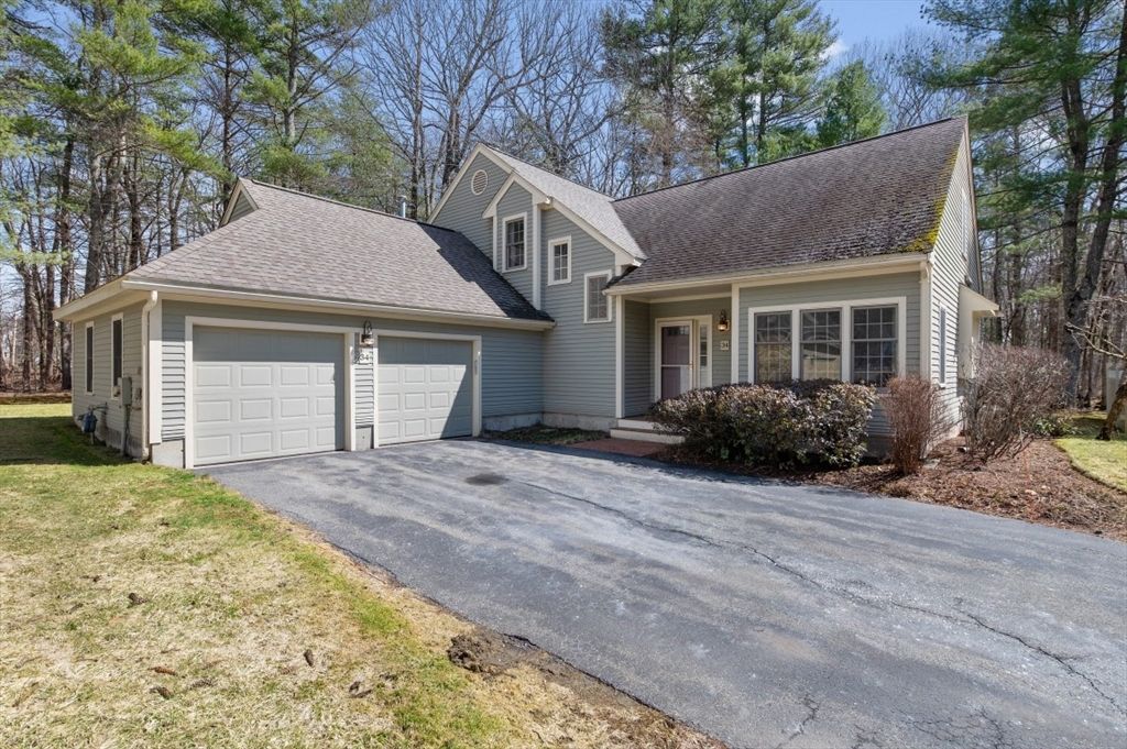 34 Pickman Drive 34, Bedford, MA 01730
