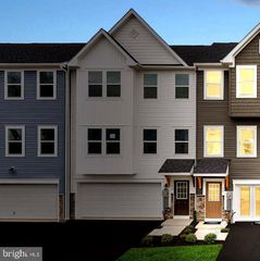 339 SORENTO CT, Inwood, WV 25428