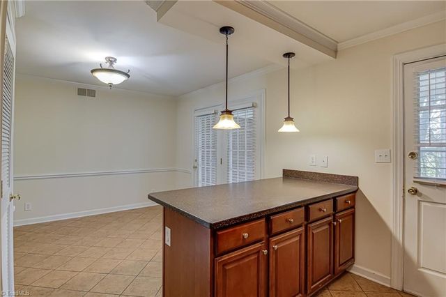 380 Hanover Arms Court C, Winston-salem, NC 27104