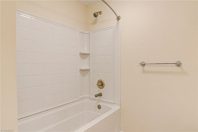 380 Hanover Arms Court C, Winston-salem, NC 27104