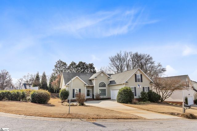 1 Catbriar Court, Simpsonville, SC 29680