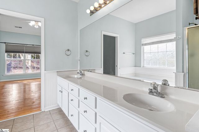 1 Catbriar Court, Simpsonville, SC 29680