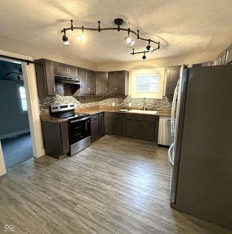 264 E Pennsylvania Street, Shelbyville, IN 46176