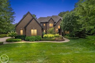 2761 Plum Creek Drive, Oakland Twp, MI 48363