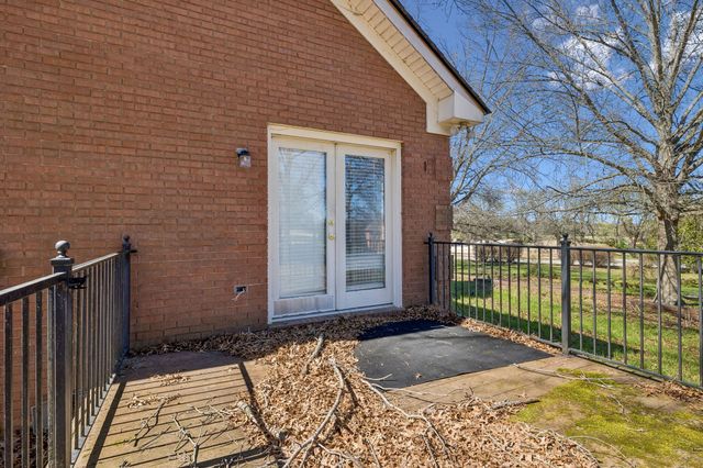 1715 Andrew Crockett Ct, Brentwood, TN 37027