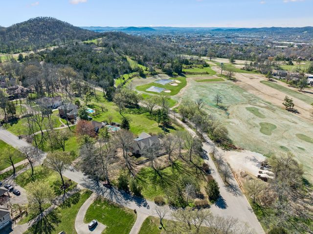 1715 Andrew Crockett Ct, Brentwood, TN 37027