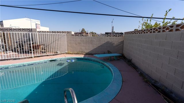 3760 La Junta Drive, Las Vegas, NV 89120
