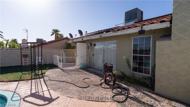 3760 La Junta Drive, Las Vegas, NV 89120
