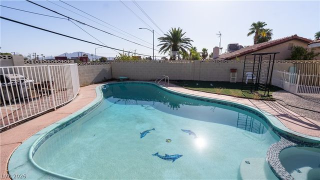 3760 La Junta Drive, Las Vegas, NV 89120