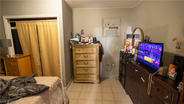 3760 La Junta Drive, Las Vegas, NV 89120