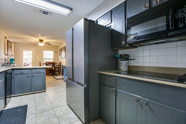 2702 Lindenwood Drive, San Angelo, TX 76904