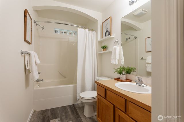 4010 NE 3rd Court, Renton, WA 98056