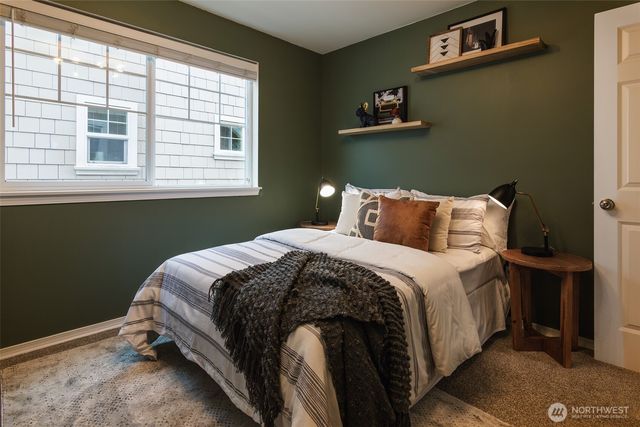 4010 NE 3rd Court, Renton, WA 98056