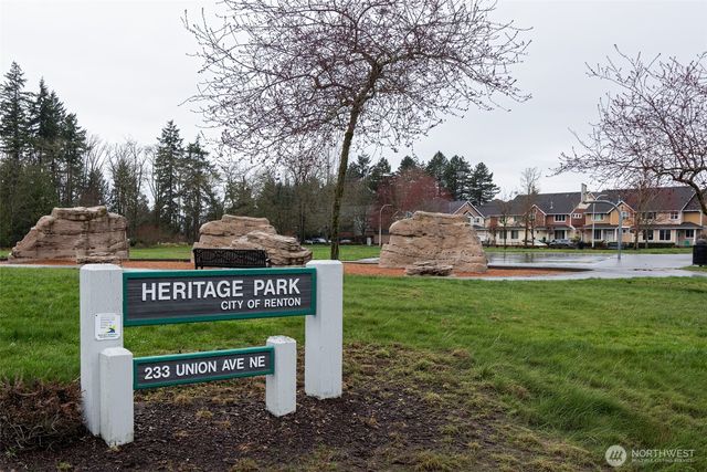 4010 NE 3rd Court, Renton, WA 98056